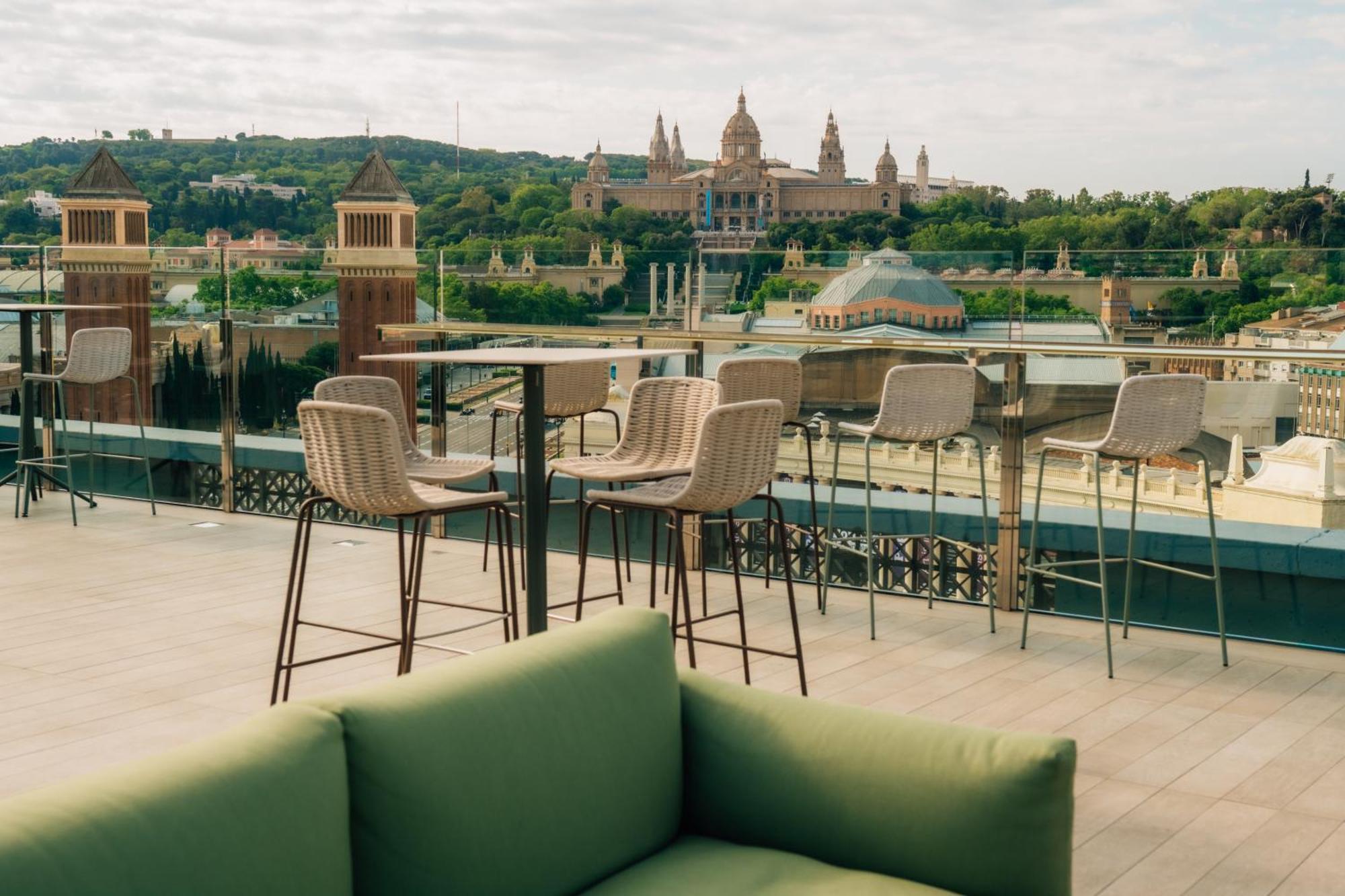 Catalonia Barcelona Plaza Hotel Exterior photo